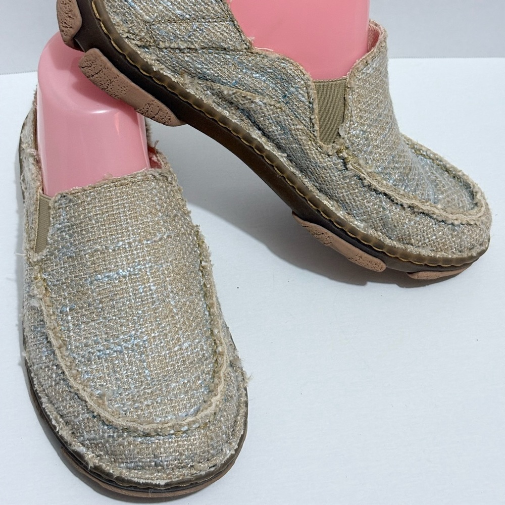 Tony Lama Beige Tweed Slip-On Flats